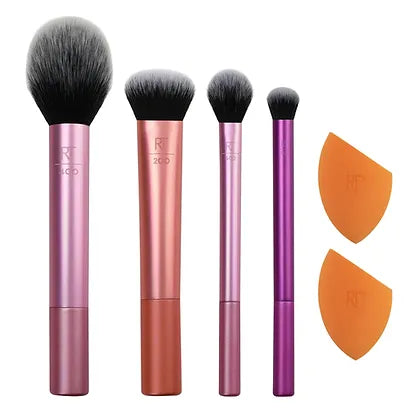 Real Techniques Everyday Essentials Makeup Brush Set with 2 sponge