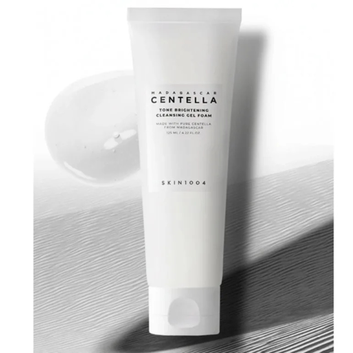 Madagascar Centella Tone Brightening Cleansing Gel Foam