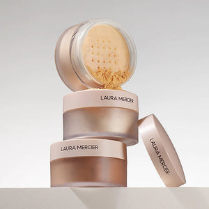 Laura mercia ultra blur translucent setting powder