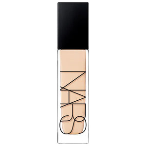 Nars radiant foundation