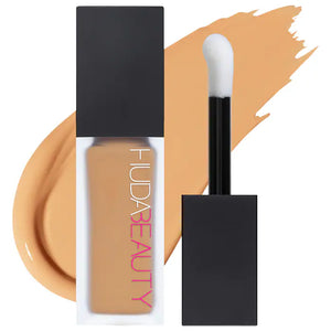 Huda faux filter matt concealer